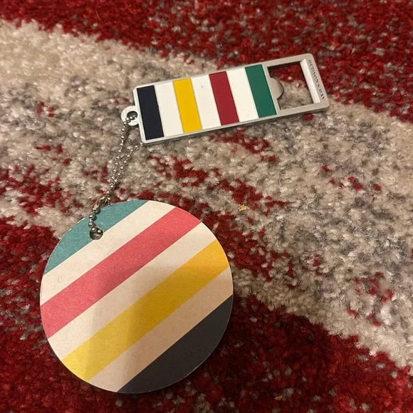 Hudson's Bay & Steam Whistle Bottle Opener - Picture 3 of 4